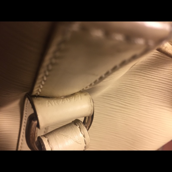 Louis Vuitton Petit Noe - Picture 7 of 7